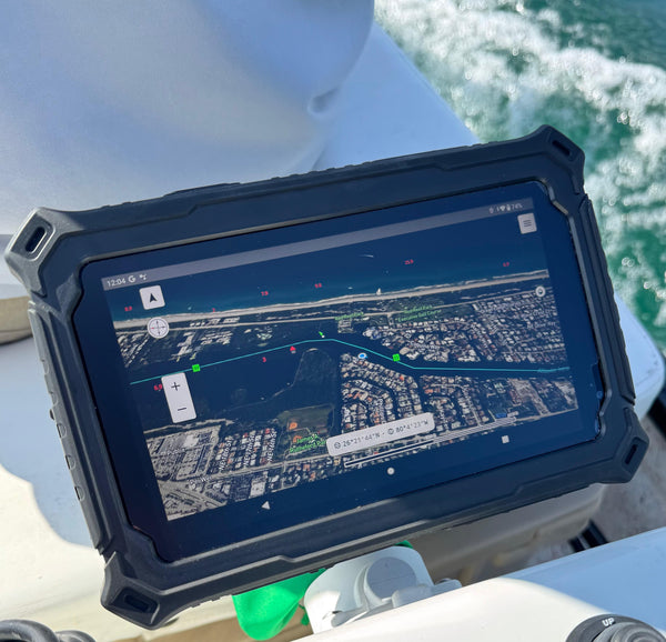 Hydros 7 Marine Android tablet for boats sunlight readable on flats boat